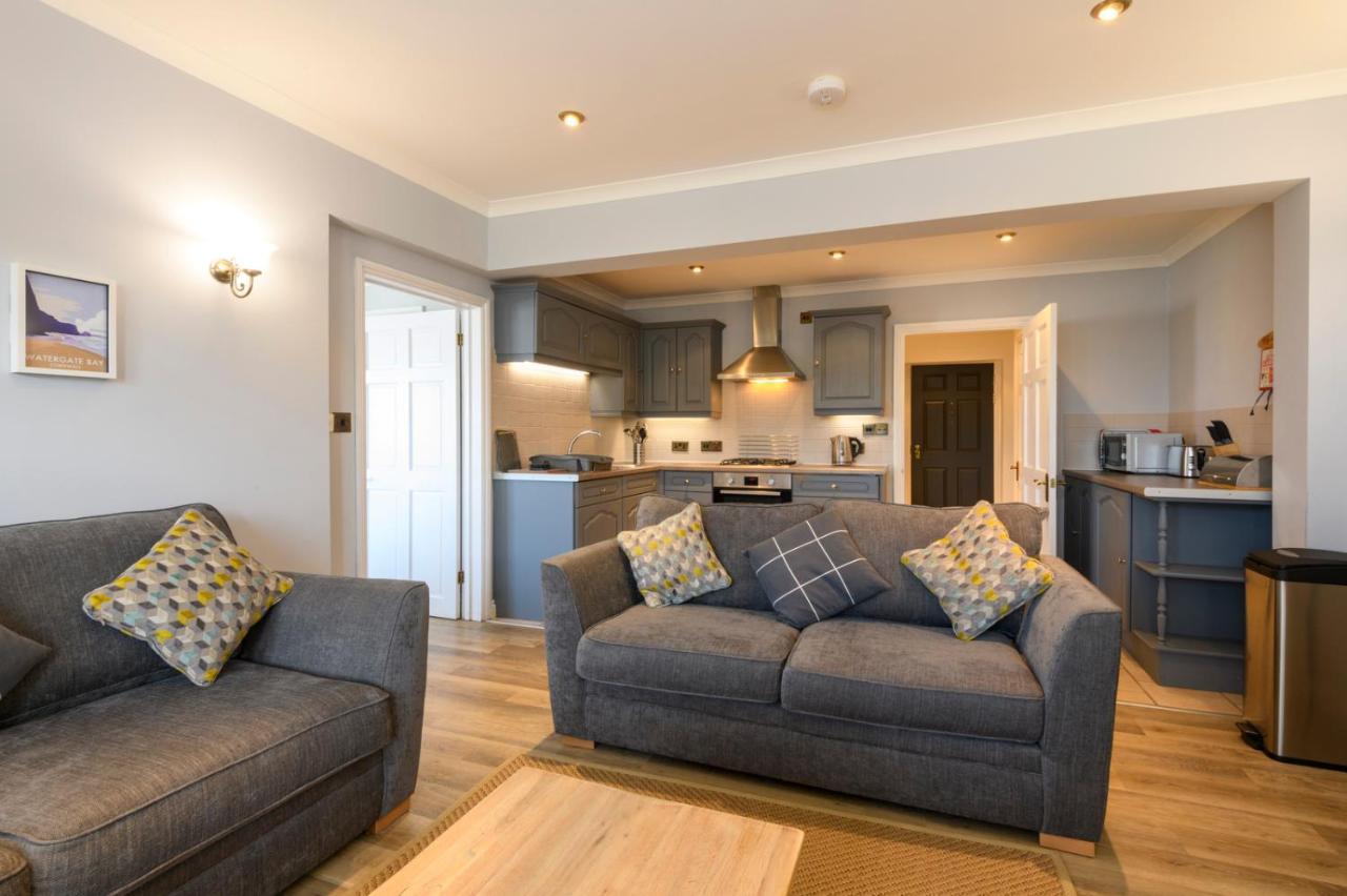 Beachcombers Apartments New Quay Екстериор снимка