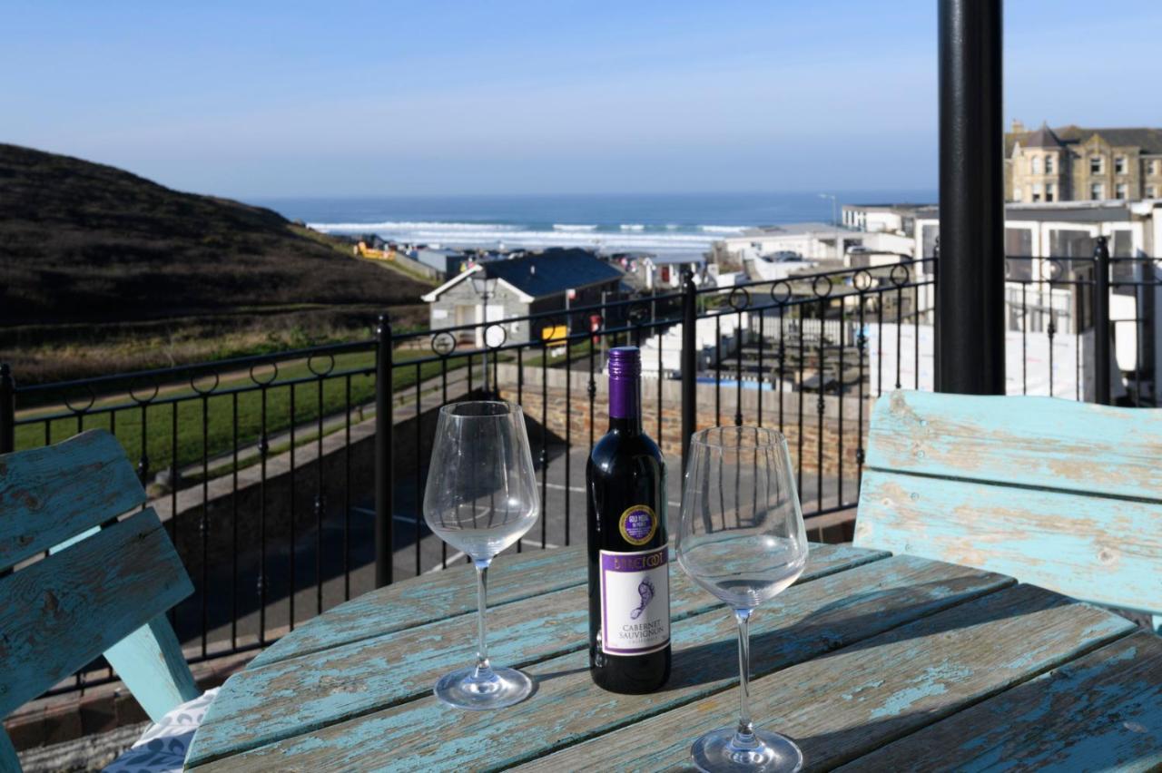 Beachcombers Apartments New Quay Екстериор снимка