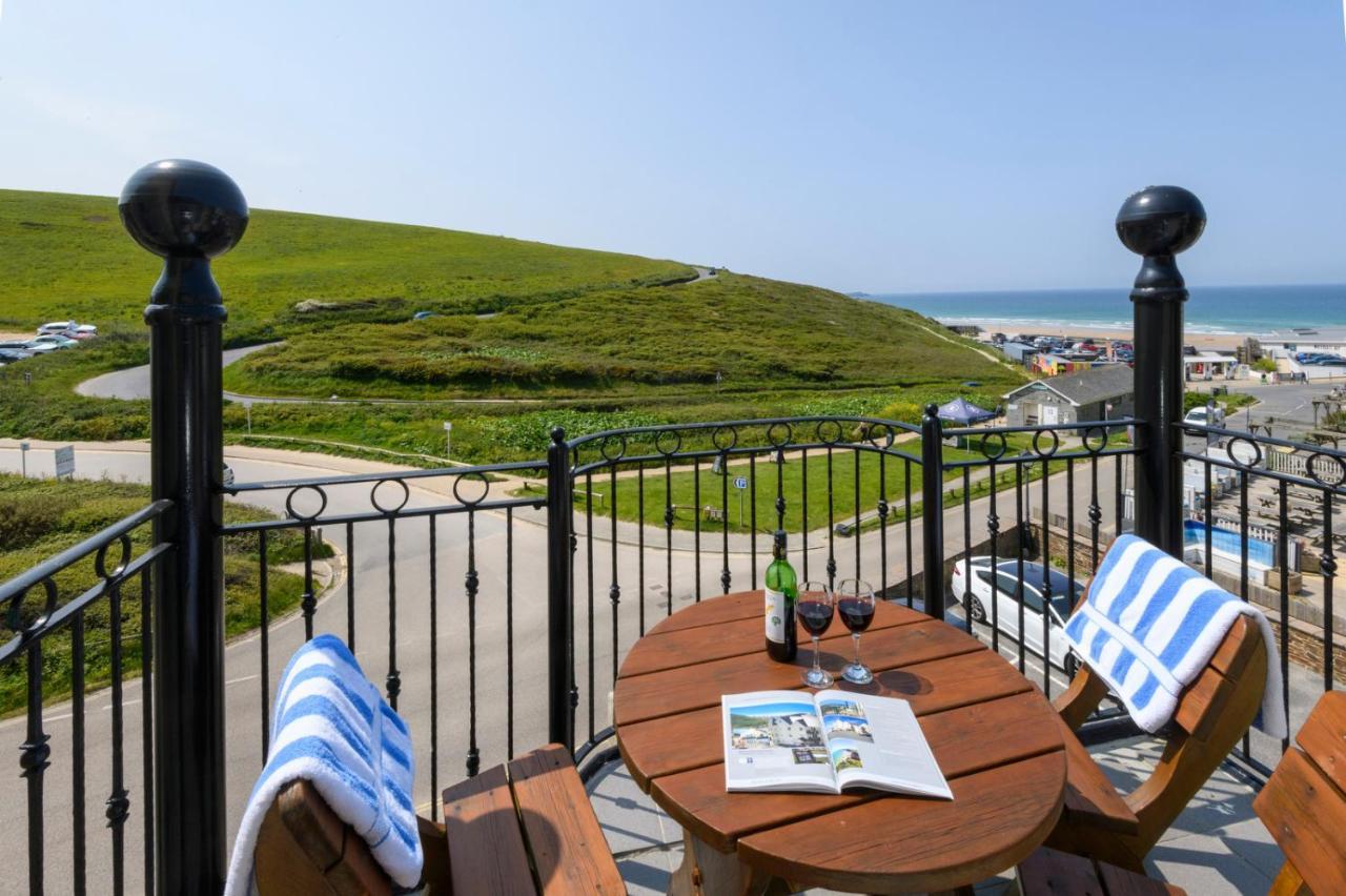 Beachcombers Apartments New Quay Екстериор снимка