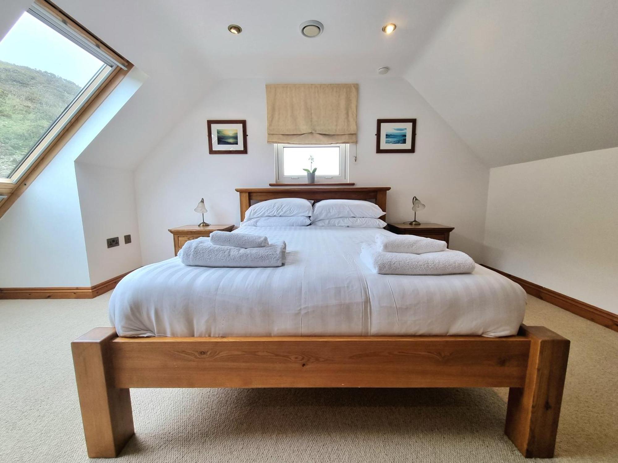 Beachcombers Apartments New Quay Екстериор снимка